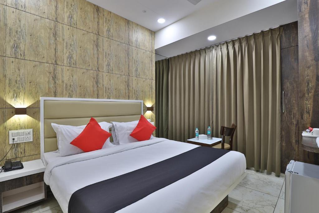 Сурат: Hotel Royal Treat