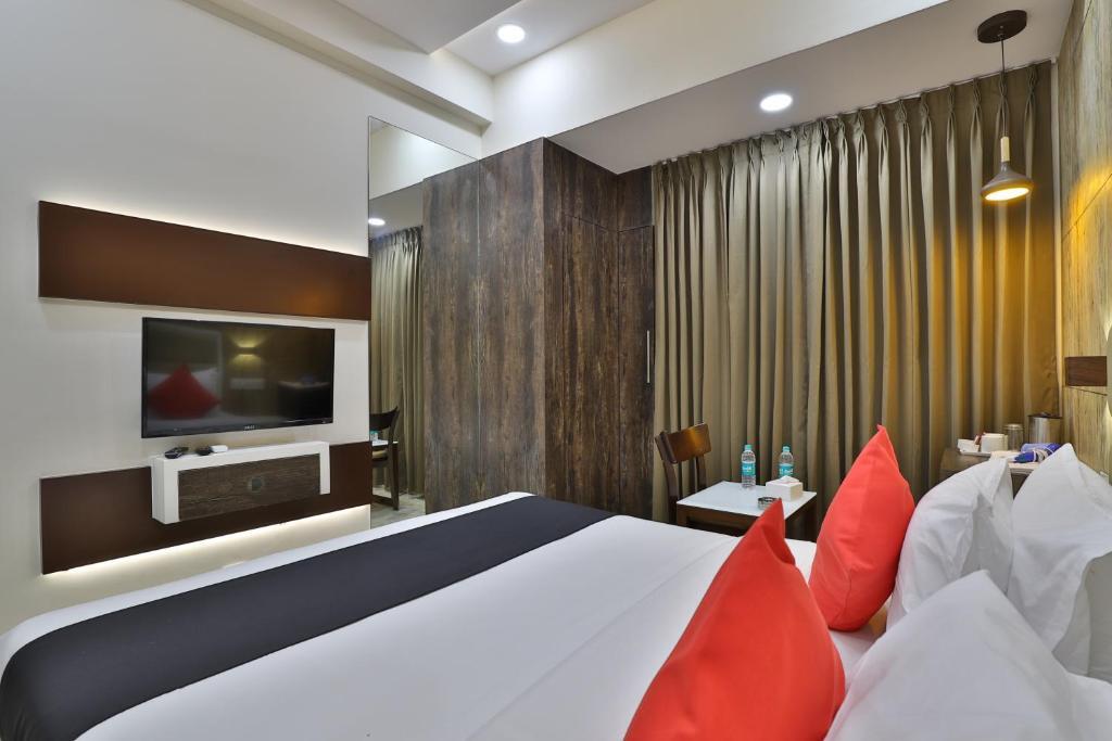 Сурат: Hotel Royal Treat