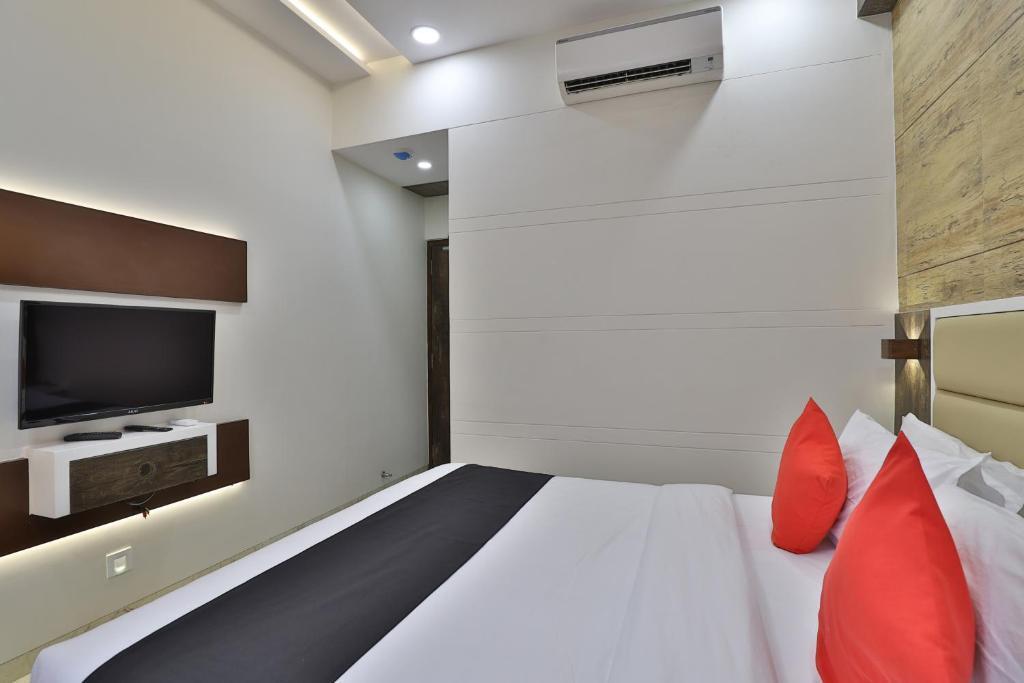 Сурат: Hotel Royal Treat
