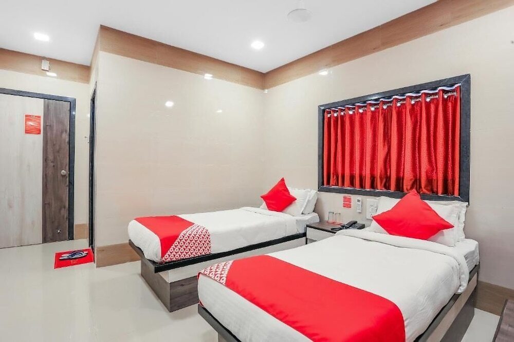 Сурат: Hotel Suraj inn