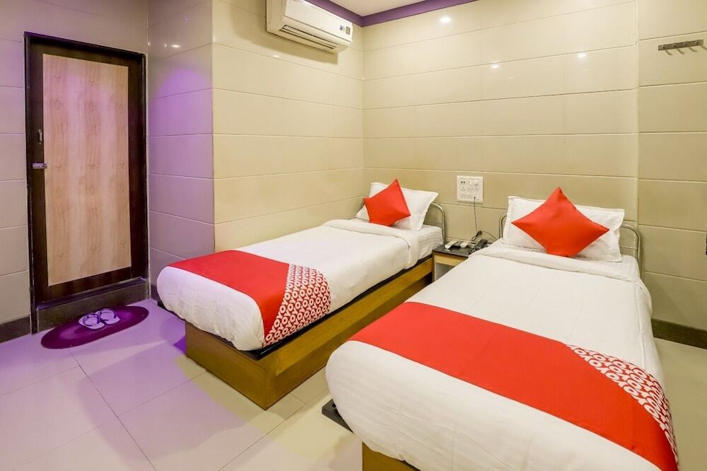 Сурат: Hotel Suraj inn