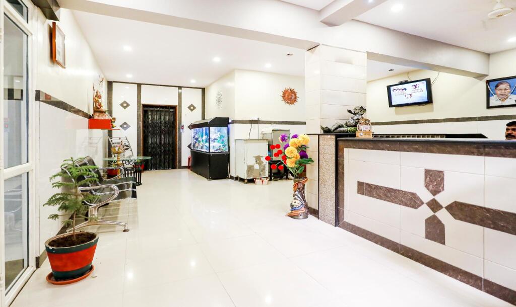 Сурат: Hotel Suraj inn