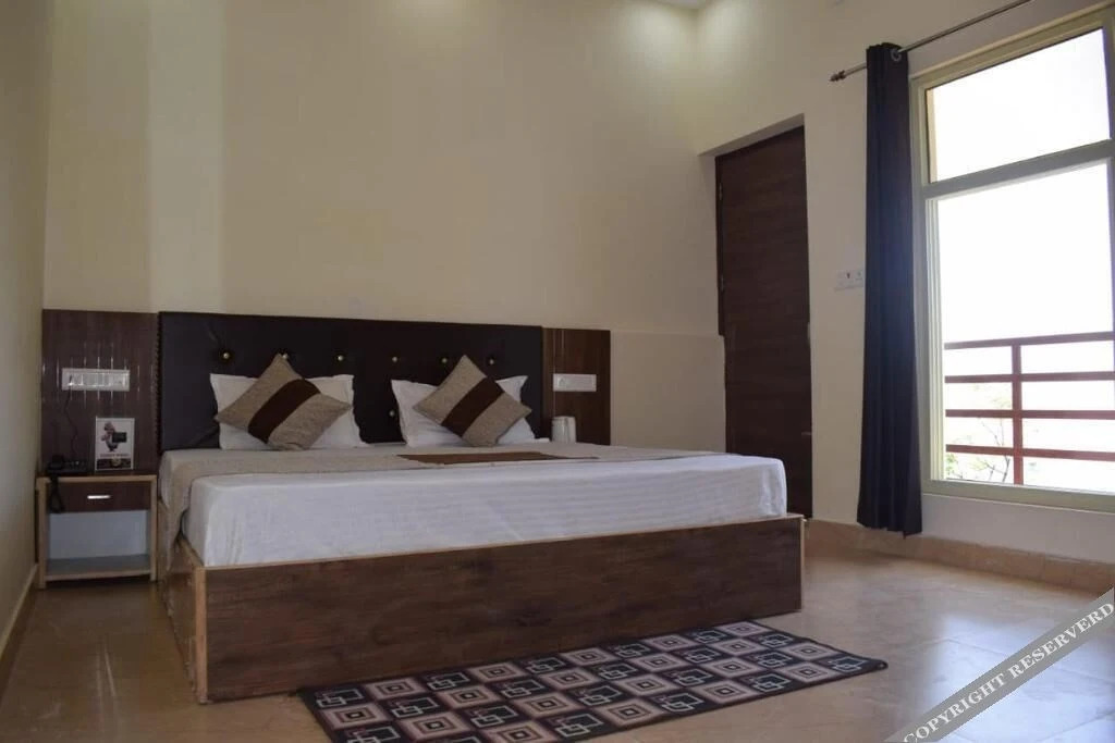 Чубаттакхал: Sunny Pines Resort