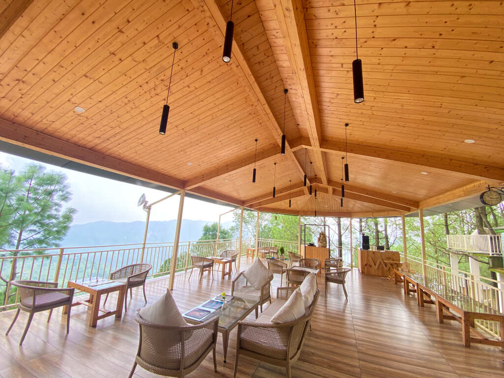 Чубаттакхал: The Woods Retreat