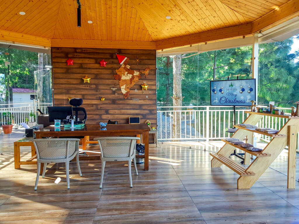 Чубаттакхал: The Woods Retreat
