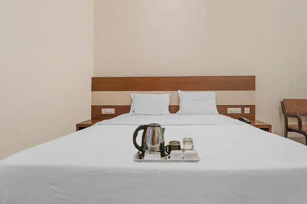 Коимбатур: Townhouse 14406 Hotel Subashree