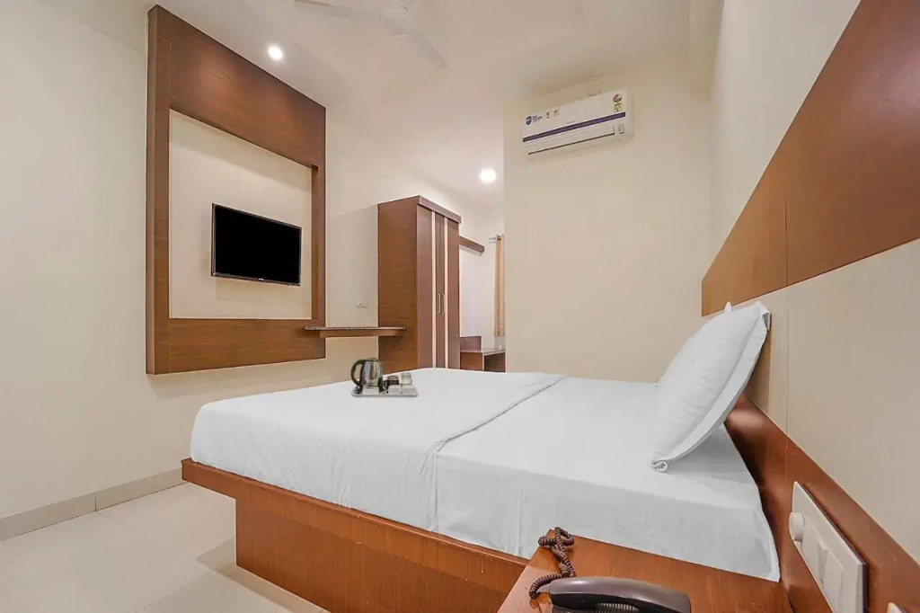 Коимбатур: Townhouse 14406 Hotel Subashree