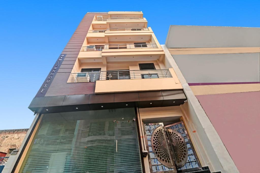 Канпур: Oyo Townhouse 1123 Kalyanpur Metro
