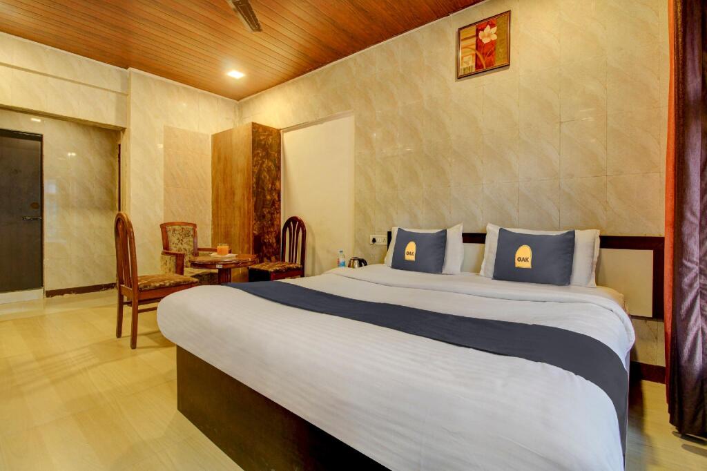 Лонавала: Townhouse OAK Horizon Holidays