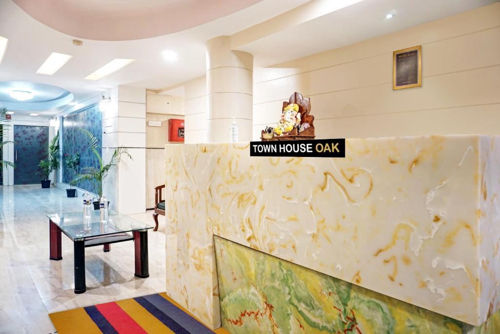 Пимпри-Чинчвад: Townhouse OAK Gharonda Residency