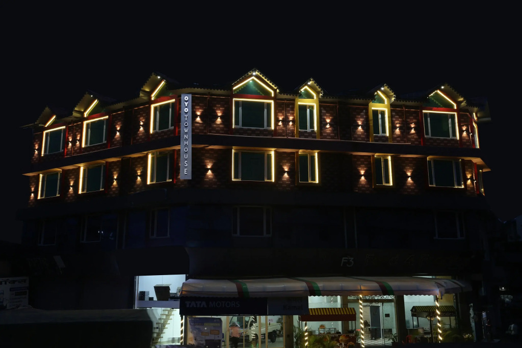 carousel image 0