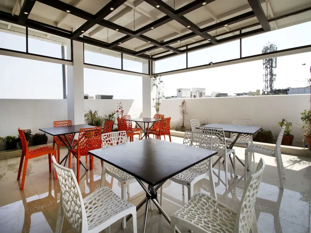 Хидерабад: Collection O 7601 Hotel Park Heights Banjara Hills