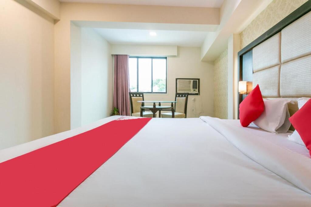 Нави-Мумбай: Collection O 36215 Hotel Pearl Residency