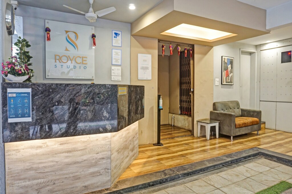 Пуна: Collection O 84516 Hotel Royce Studios