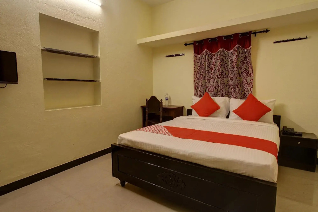 Сурат: Collection O85637 Hotel Krishna Inn - Ii