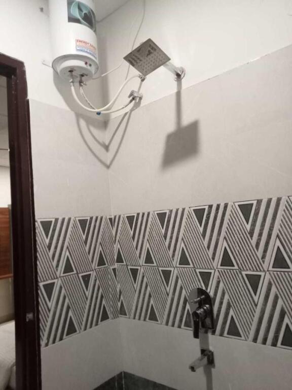 Лудхиана: Pop 700211 Hotel Jihaan Plaza