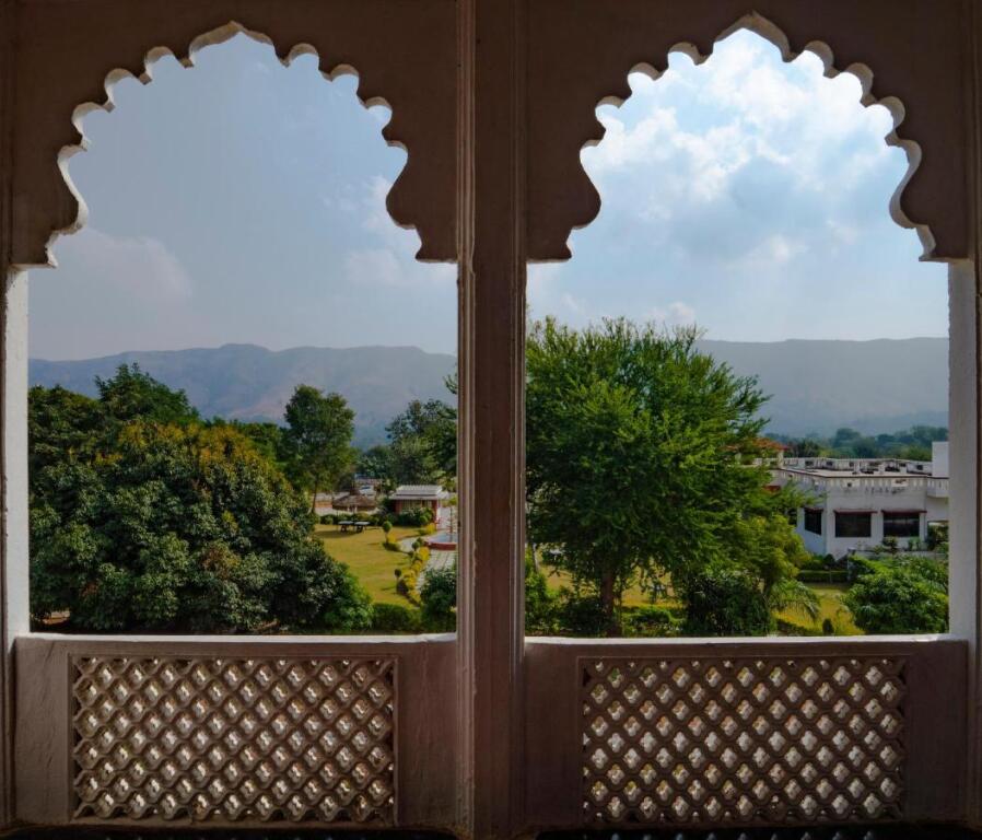 Садри: The Lal Bagh Resort