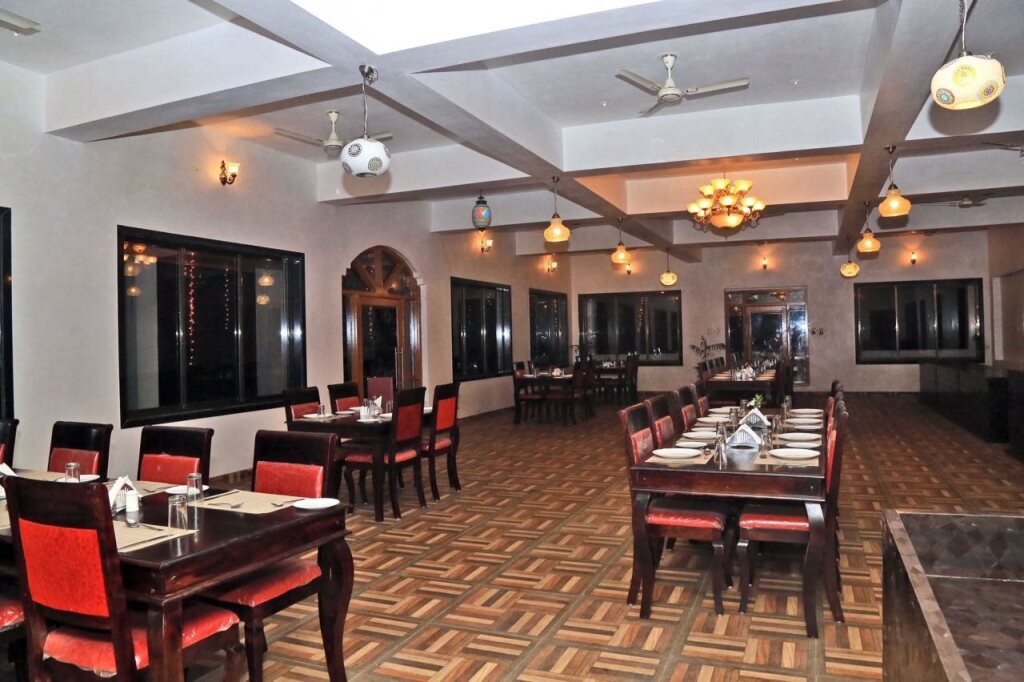 Садри: The Lal Bagh Resort