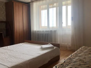 Симферополь: Апартаменты на Киевской