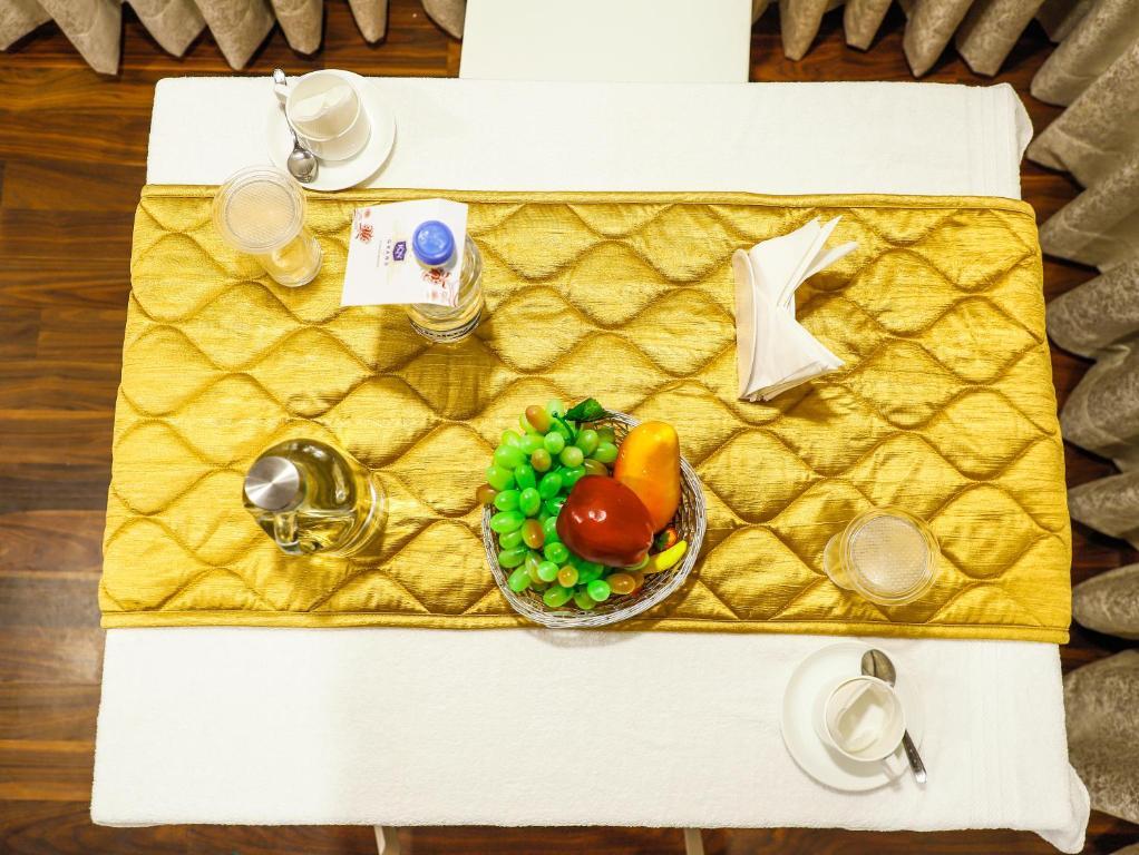 Виджаявада: Hotel RN Grand - Vijayawada