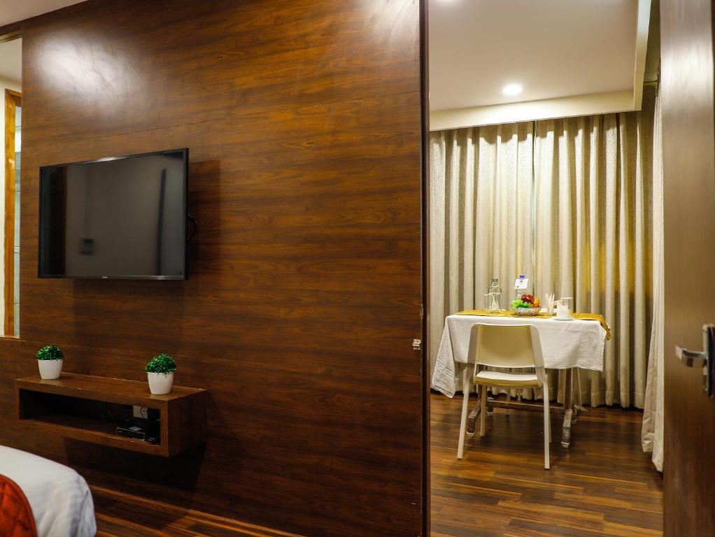 Виджаявада: Hotel RN Grand - Vijayawada
