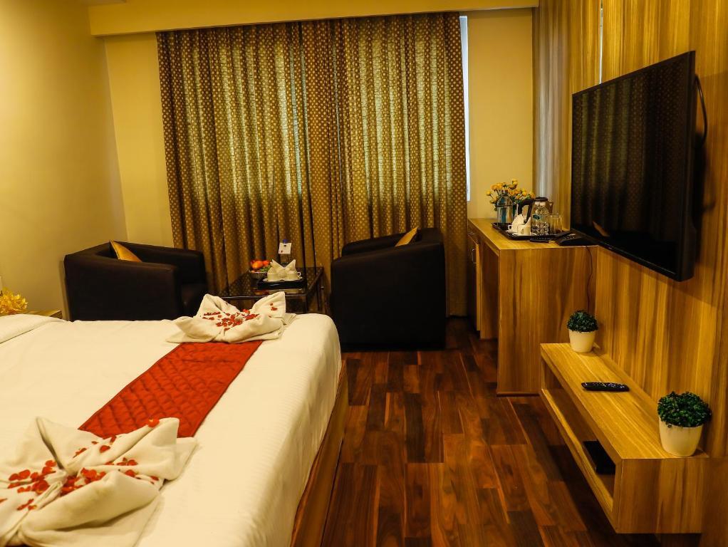 Виджаявада: Hotel RN Grand - Vijayawada