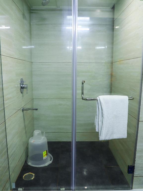 Виджаявада: Hotel RN Grand - Vijayawada