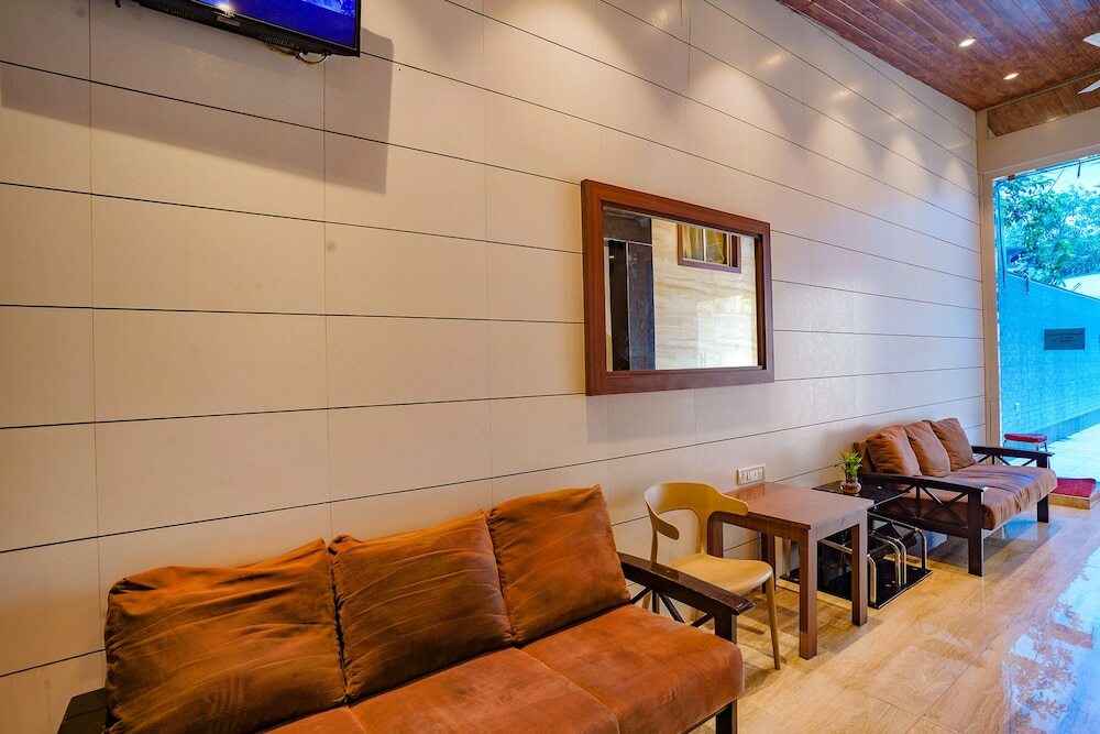 Нави-Мумбай: Fabhotel Starwood Residency