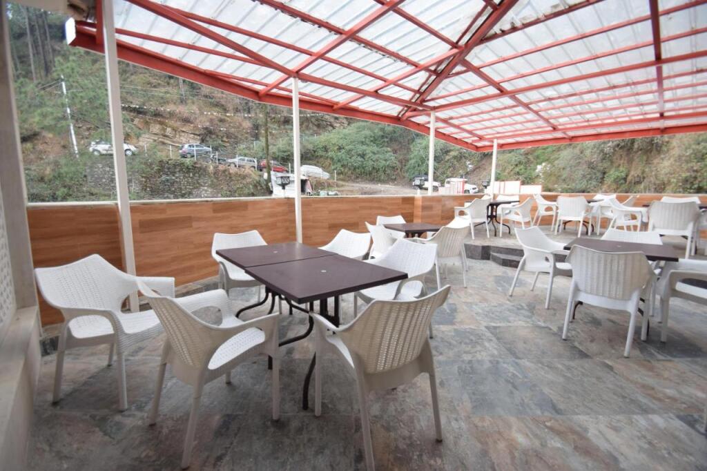 Шимла: Rock Castle By DLS Hotels