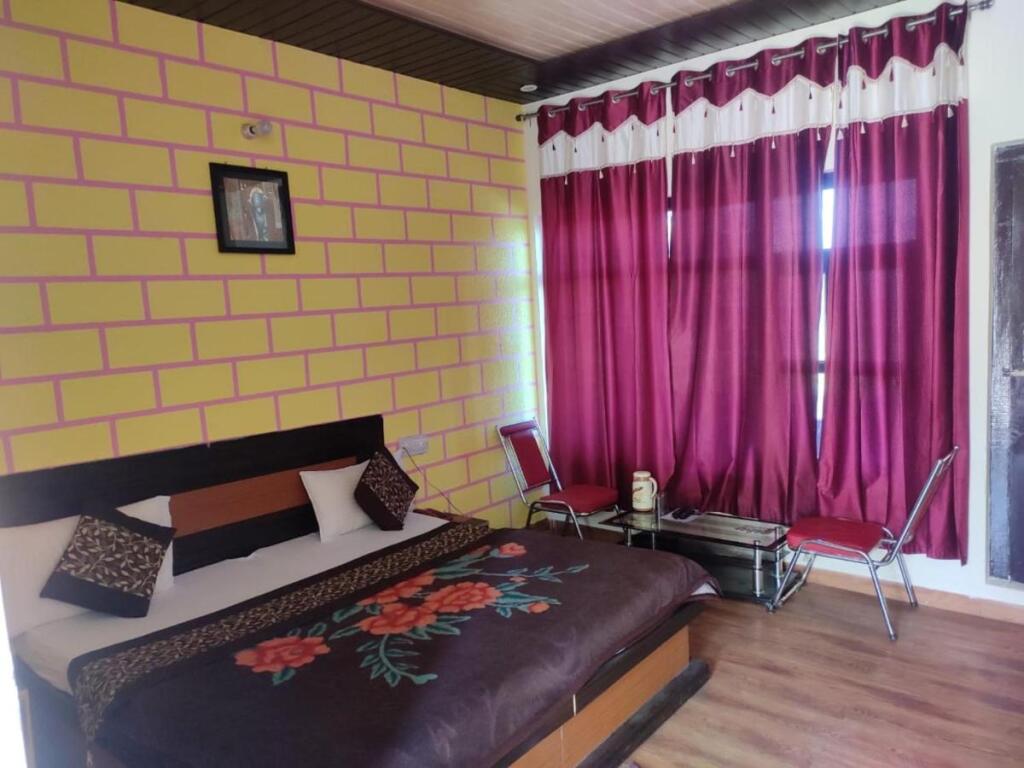 Раникхет: Hotel Deepraj