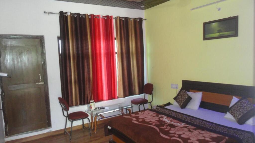 Раникхет: Hotel Deepraj