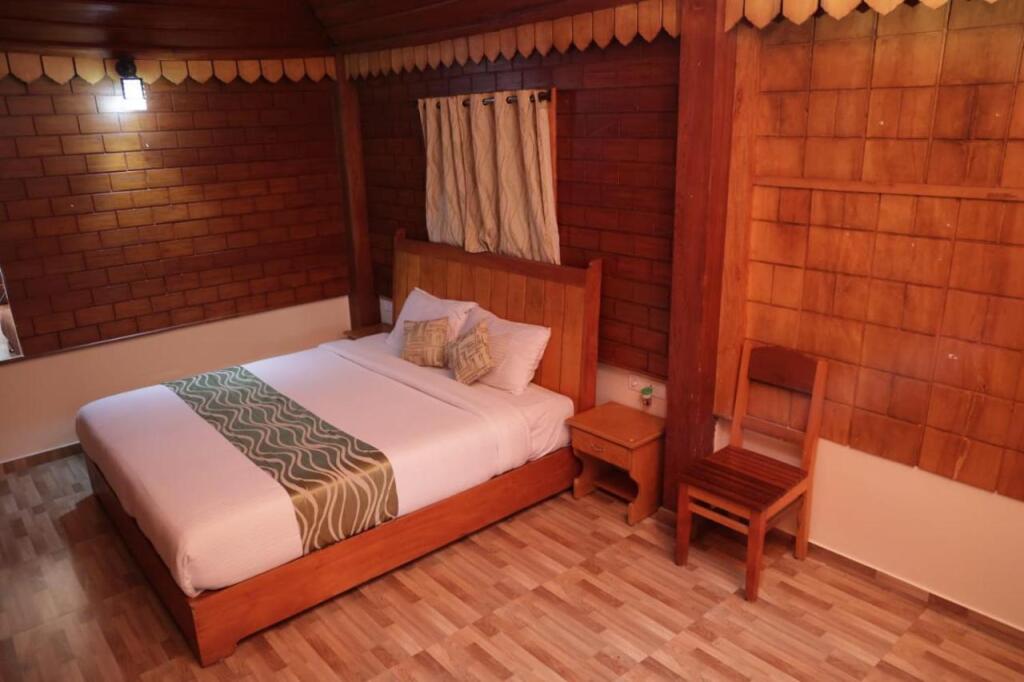 Мадикери: Whispering woods by Aura hospitality