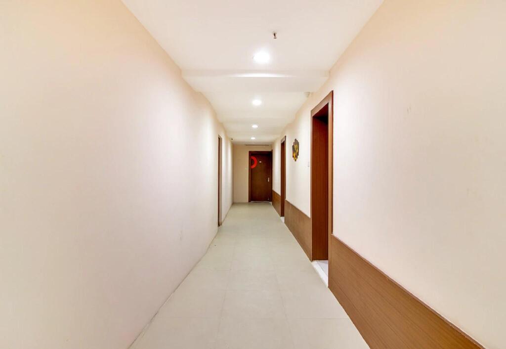 Мадурай: Aishwaryam Hotel