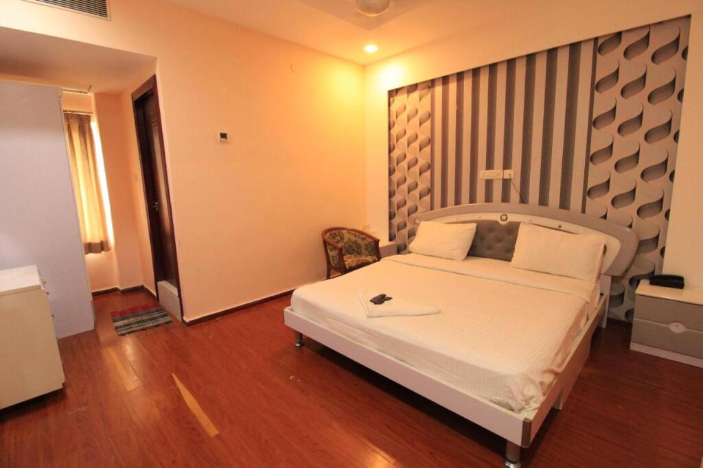 Мадурай: Aishwaryam Hotel