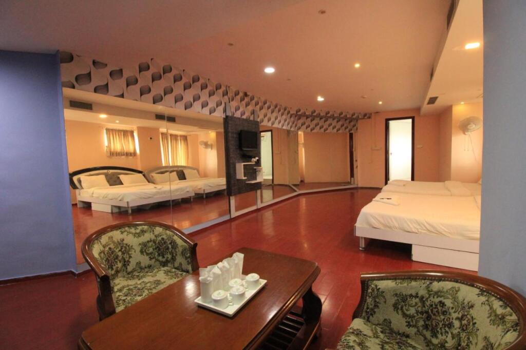 Мадурай: Aishwaryam Hotel