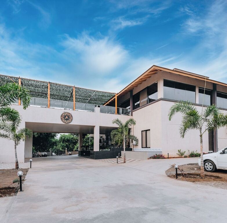 Нашик: Amanta Resort