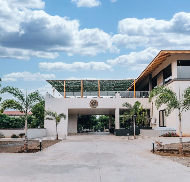 Нашик: Amanta Resort