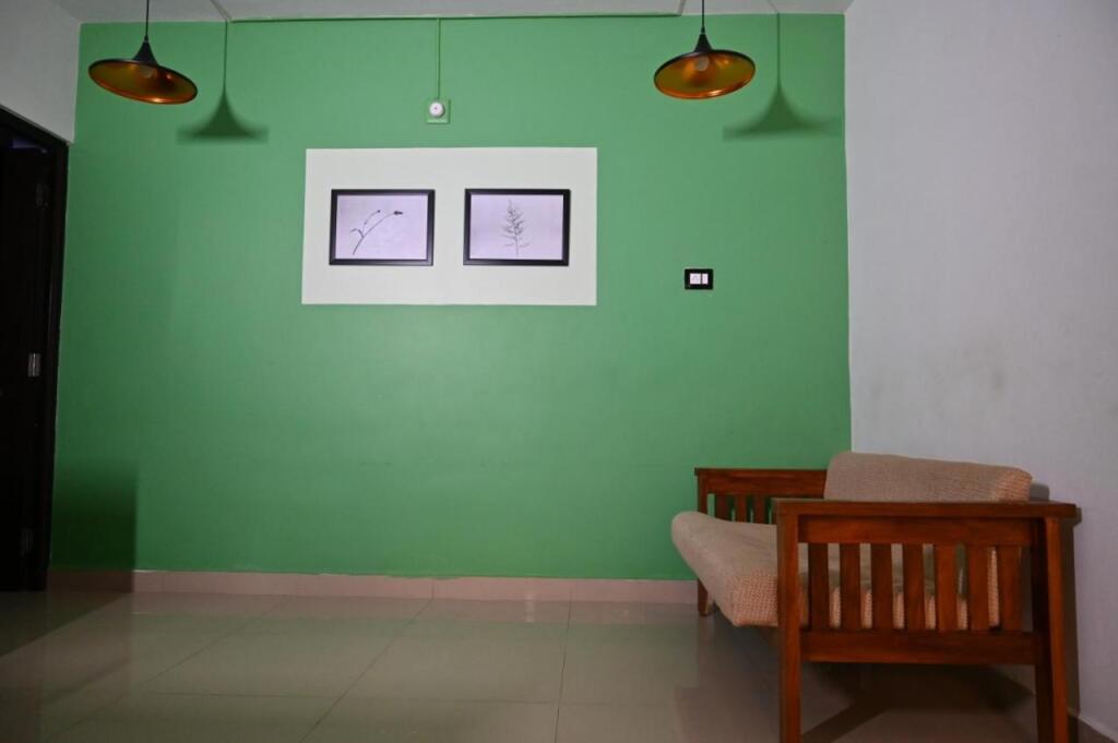 Ангамали: Airport Cochin Grand Residency , NEDUMBASSERY