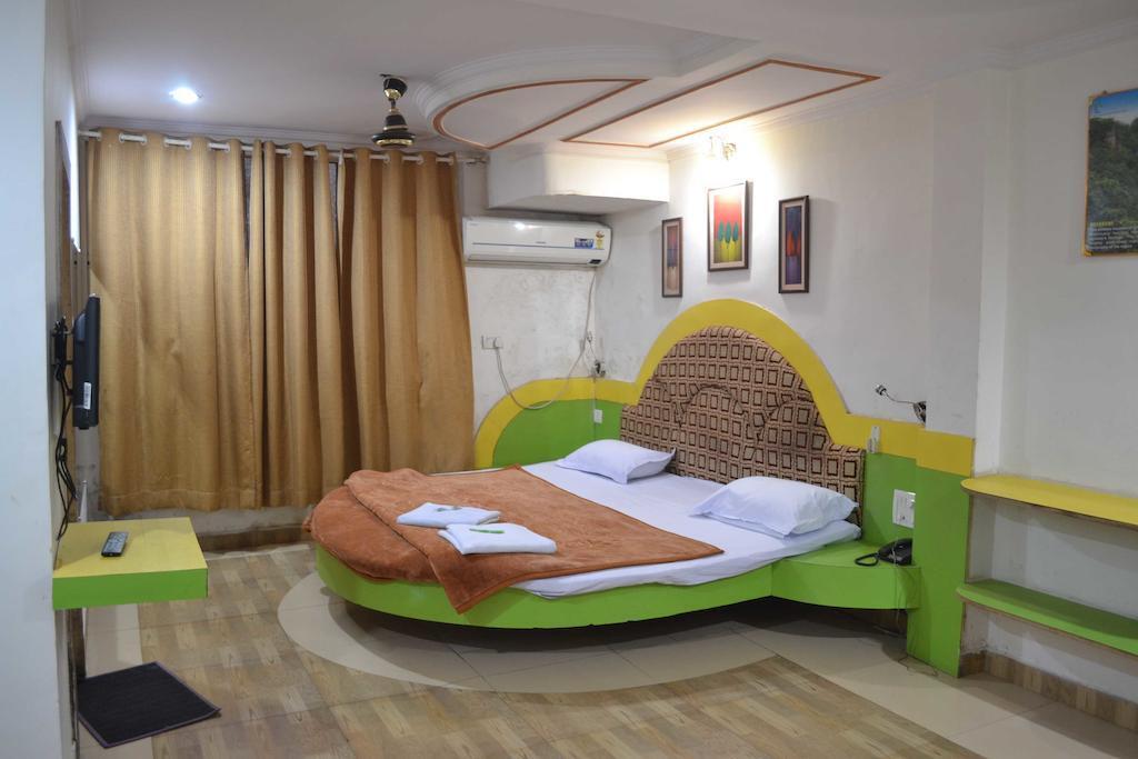 Пачмарай: V Resorts Hotel Pachmarhi