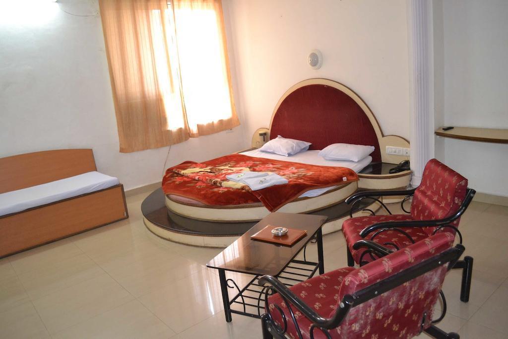 Пачмарай: V Resorts Hotel Pachmarhi