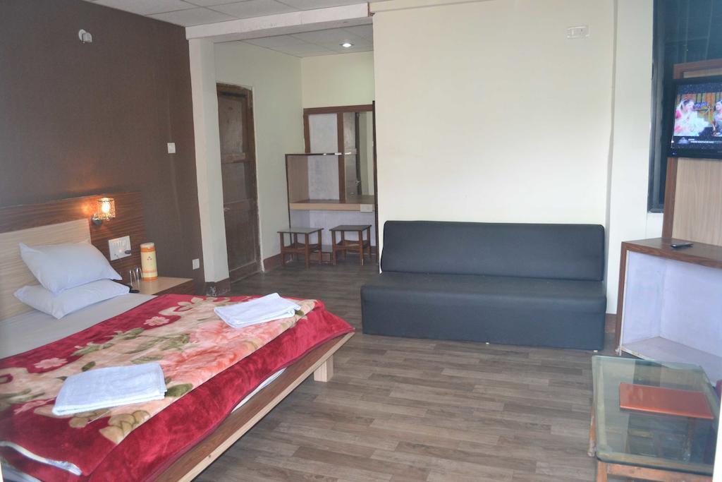 Пачмарай: V Resorts Hotel Pachmarhi
