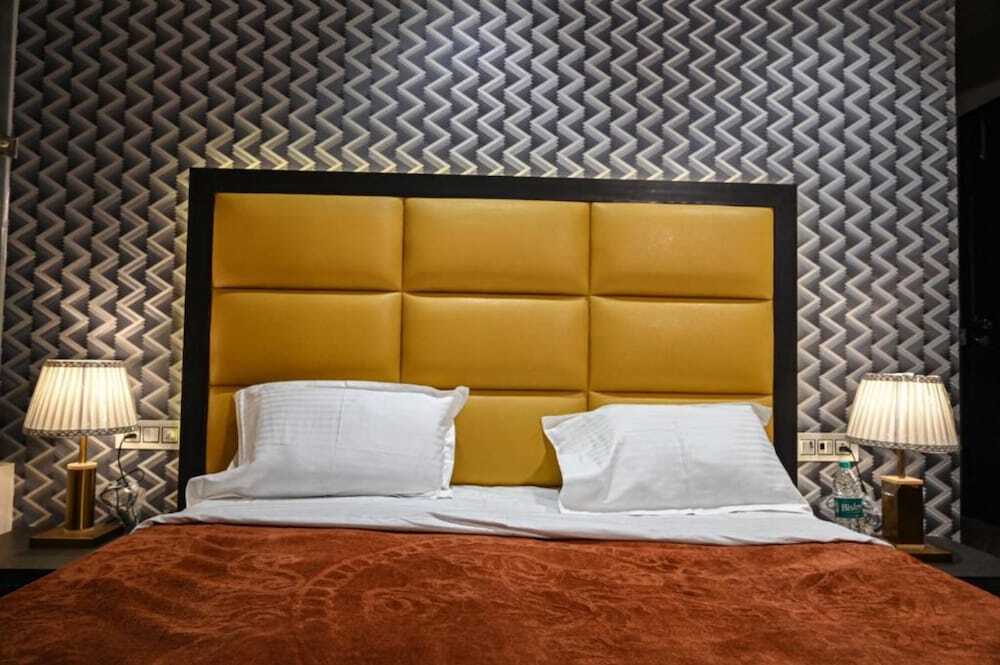 Патанкот: Goroomgo Shamyana Hotel Punjab
