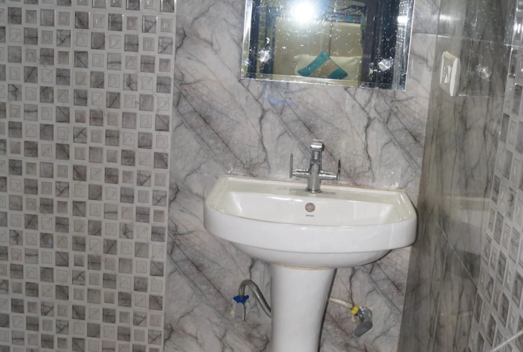 Патанкот: Goroomgo Shamyana Hotel Punjab
