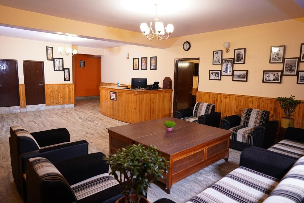 Пеллинг: Mann Serchhu Farmhouse, Pelling