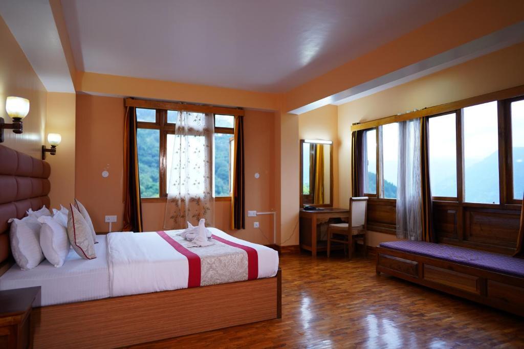 Пеллинг: Mann Serchhu Farmhouse, Pelling
