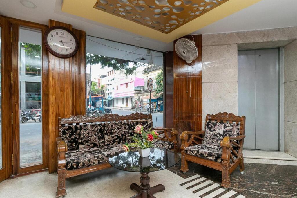 Пудучерри: Treebo Golden Inn, 700 Mtrs From Promenade Beach