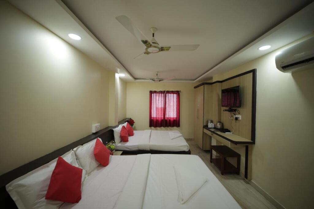 Пудучерри: Treebo Golden Inn, 700 Mtrs From Promenade Beach