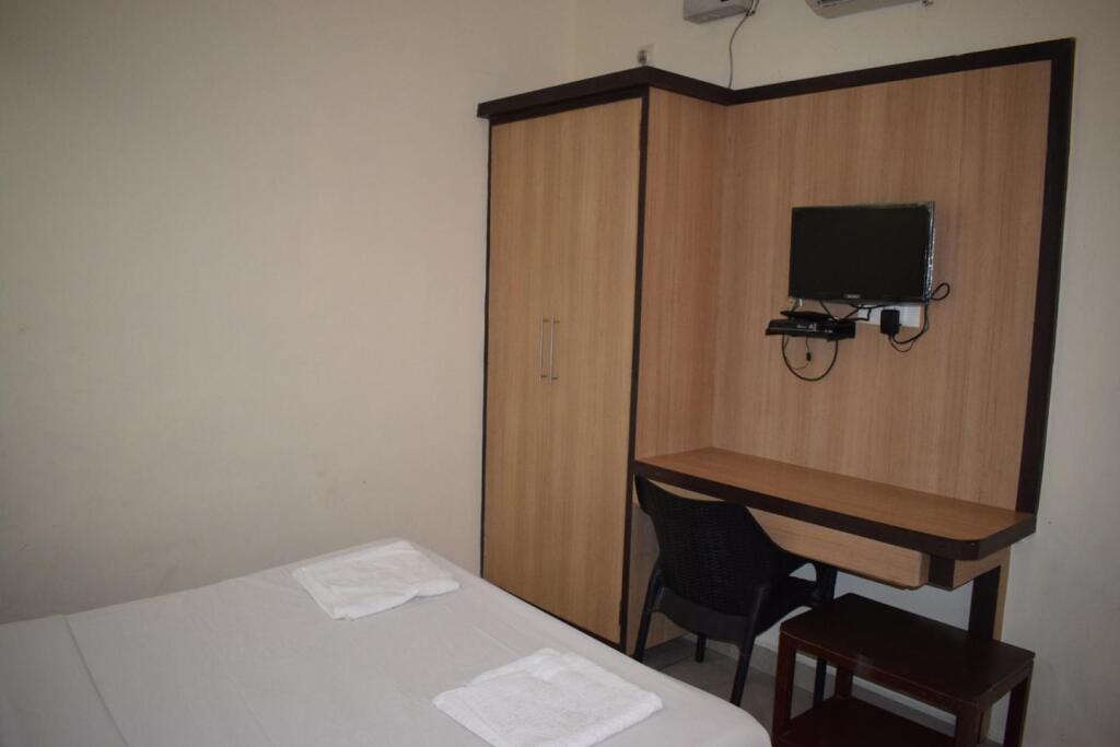 Treebo Golden Inn, 700 Mtrs From Promenade Beach — фото 5