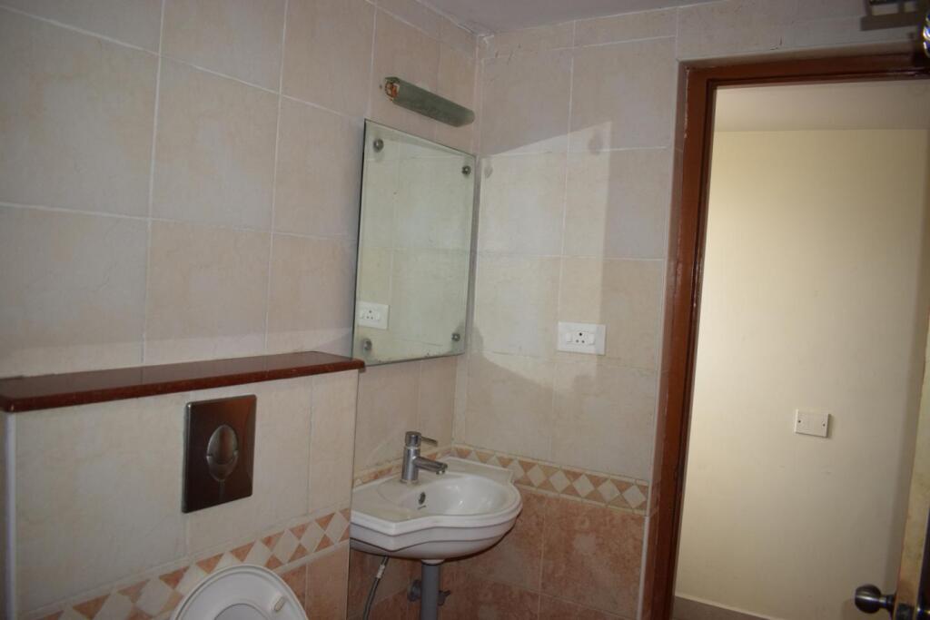 Пудучерри: Treebo Golden Inn, 700 Mtrs From Promenade Beach