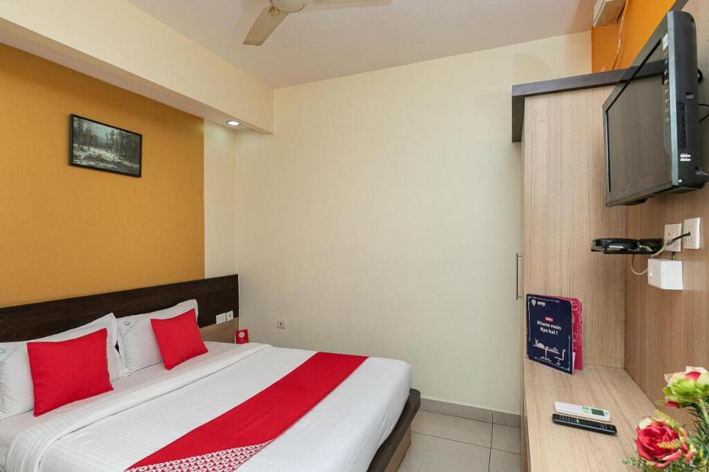 Пудучерри: Treebo Golden Inn, 700 Mtrs From Promenade Beach